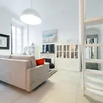 Apartman La Petite Chaise Bleue Classe 3 Etoiles *