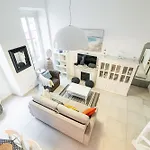 La Petite Chaise Bleue Classe 3 Etoiles Apartman *