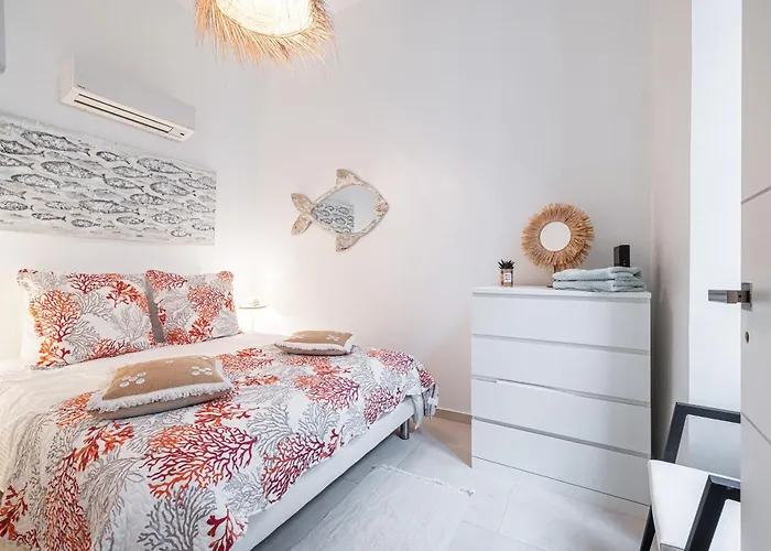 La Petite Chaise Bleue Classe 3 Etoiles דירה